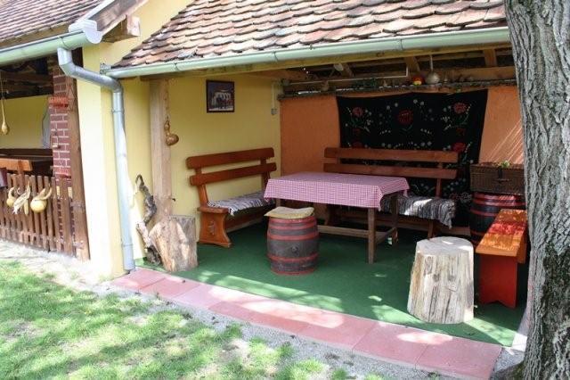 Seoski Turiziam Larva Trenkovo Exteriér fotografie